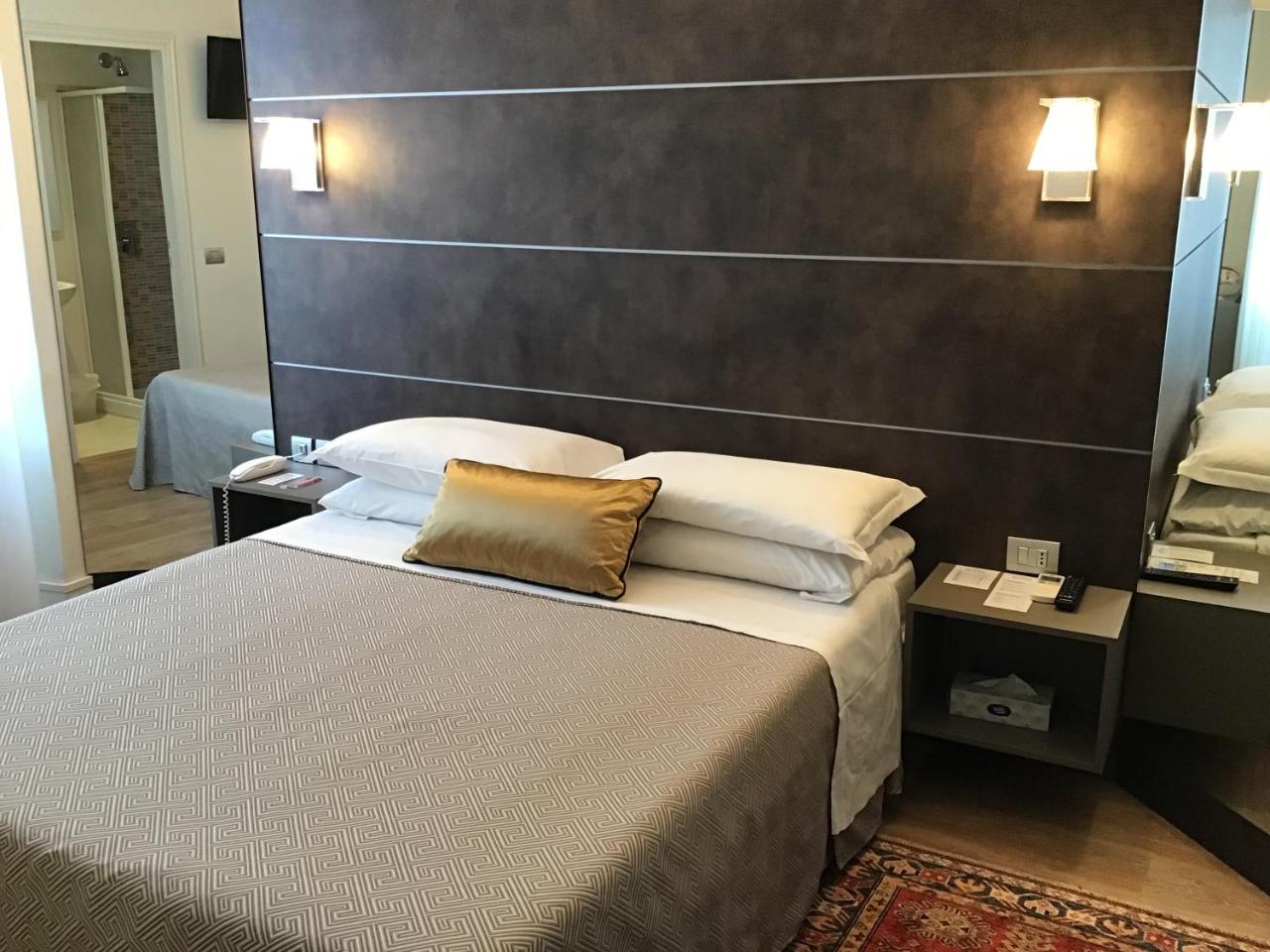 Hotel La Nuova Rotaia 3*